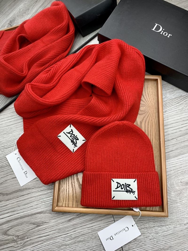 Christian Dior Caps Scarfs